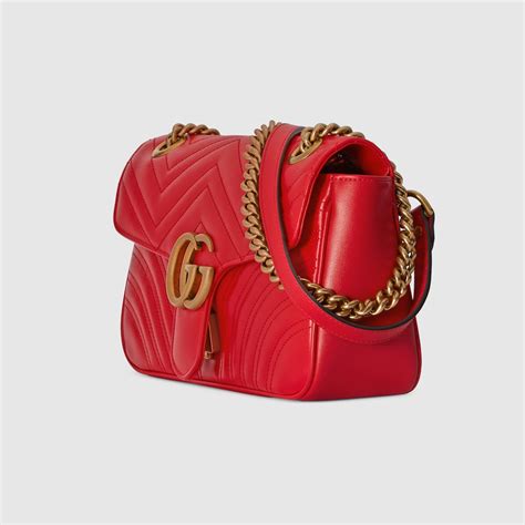 borsa viaggio gucci con ape|Borsa a spalla misura piccola in pelle rossa .